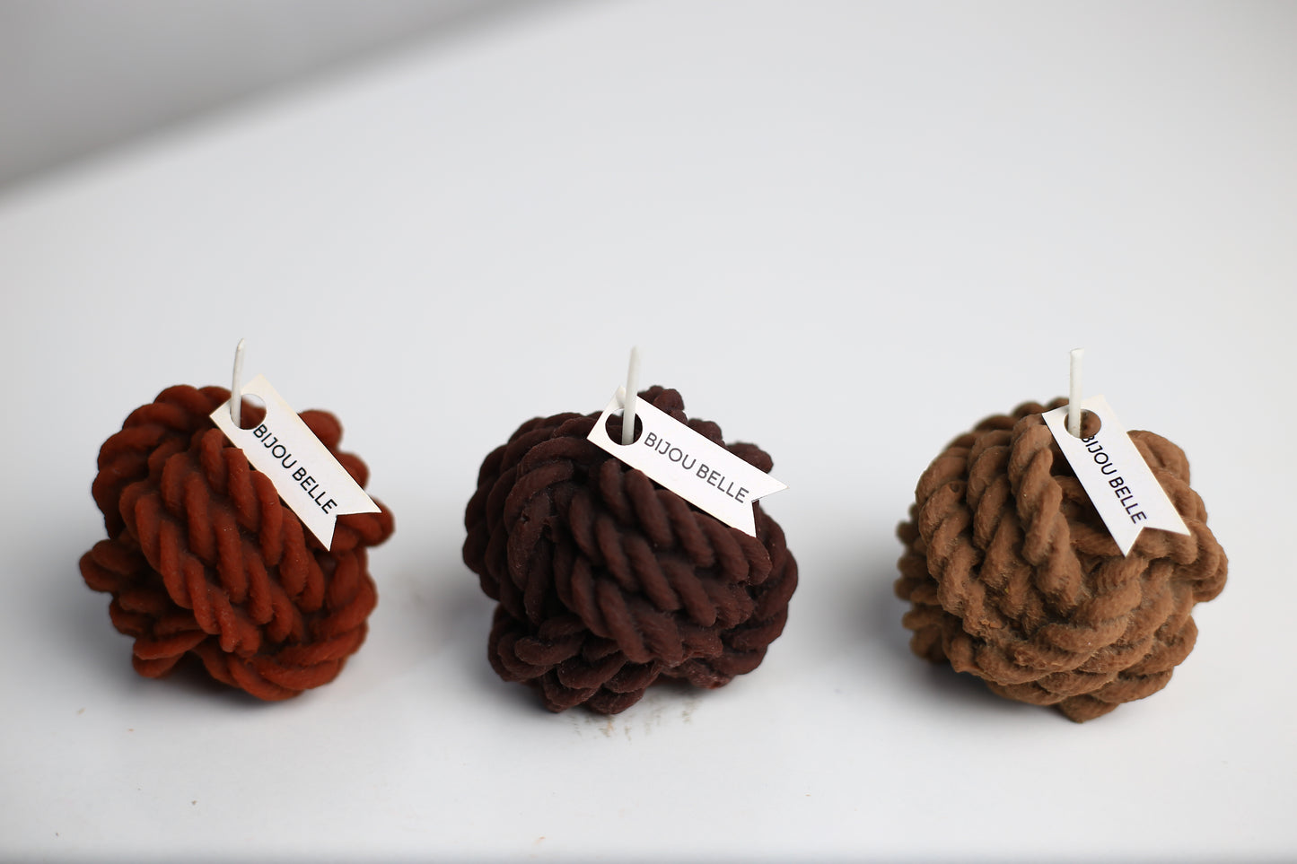 ball of wool Candle